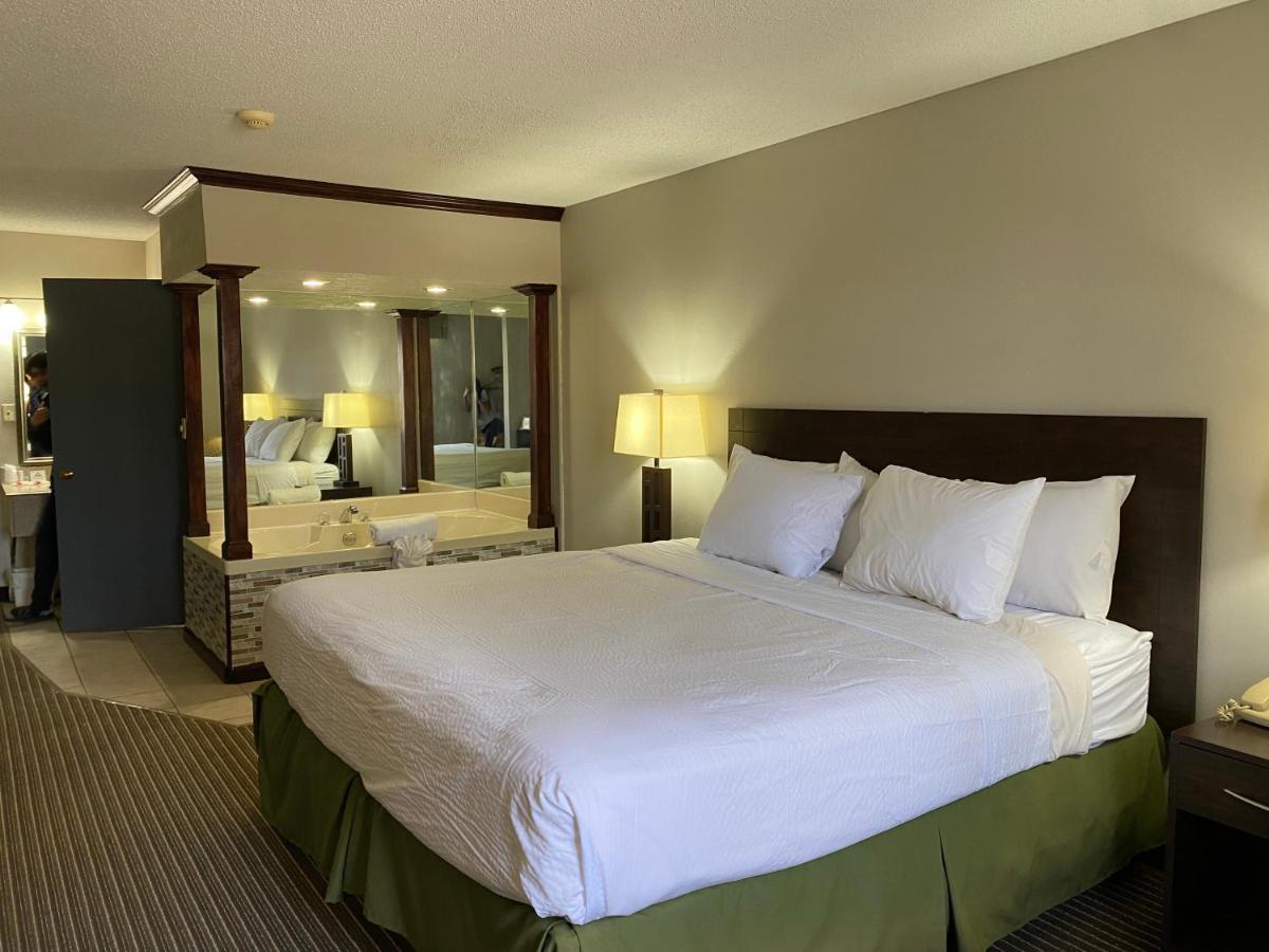 Days Inn By Wyndham Perryville Buitenkant foto