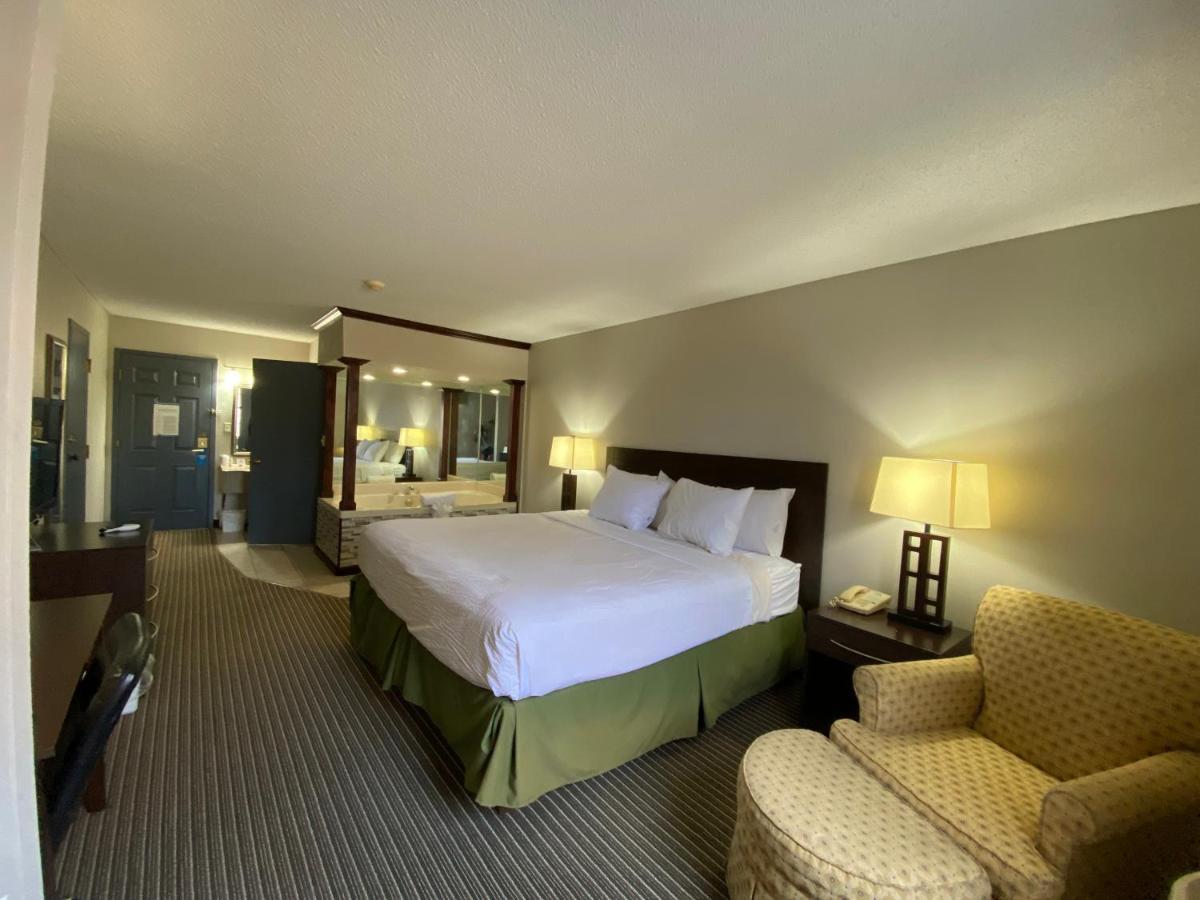 Days Inn By Wyndham Perryville Buitenkant foto